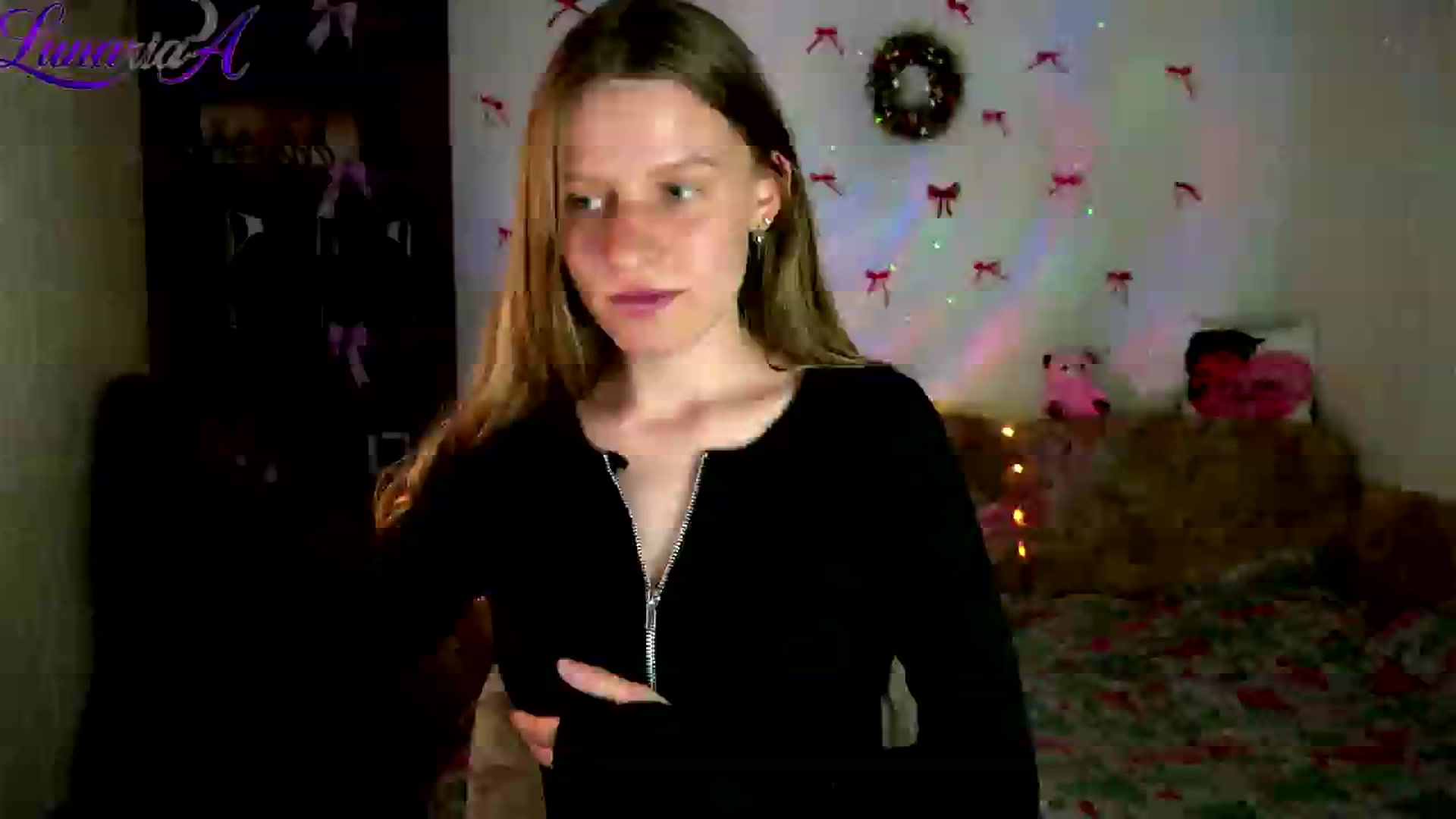Gallery image thumbnail from Lunaria_a's myfreecams stream on, 04/23/2026, 11:59 image 2 of 20