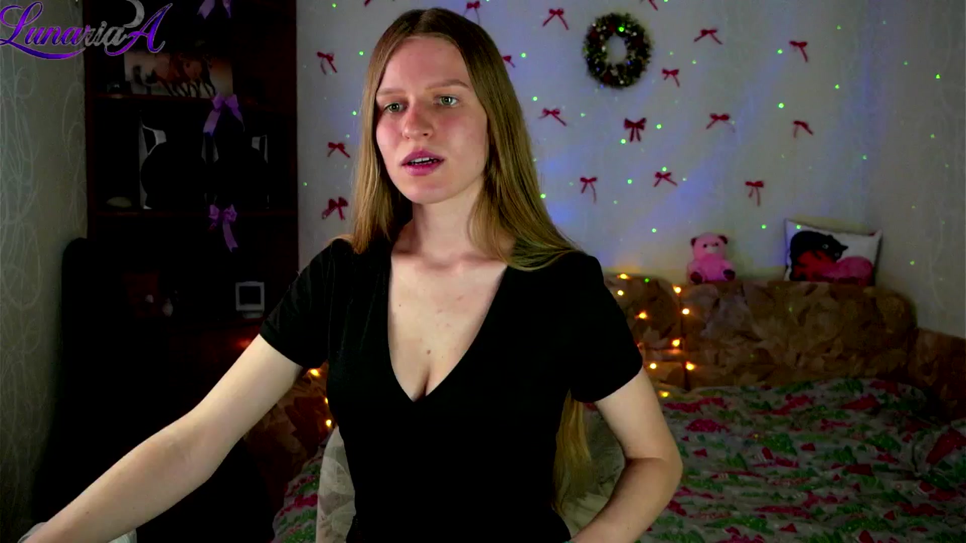 Gallery image thumbnail from Lunaria_a's myfreecams stream on, 04/29/2026, 08:58 image 17 of 20