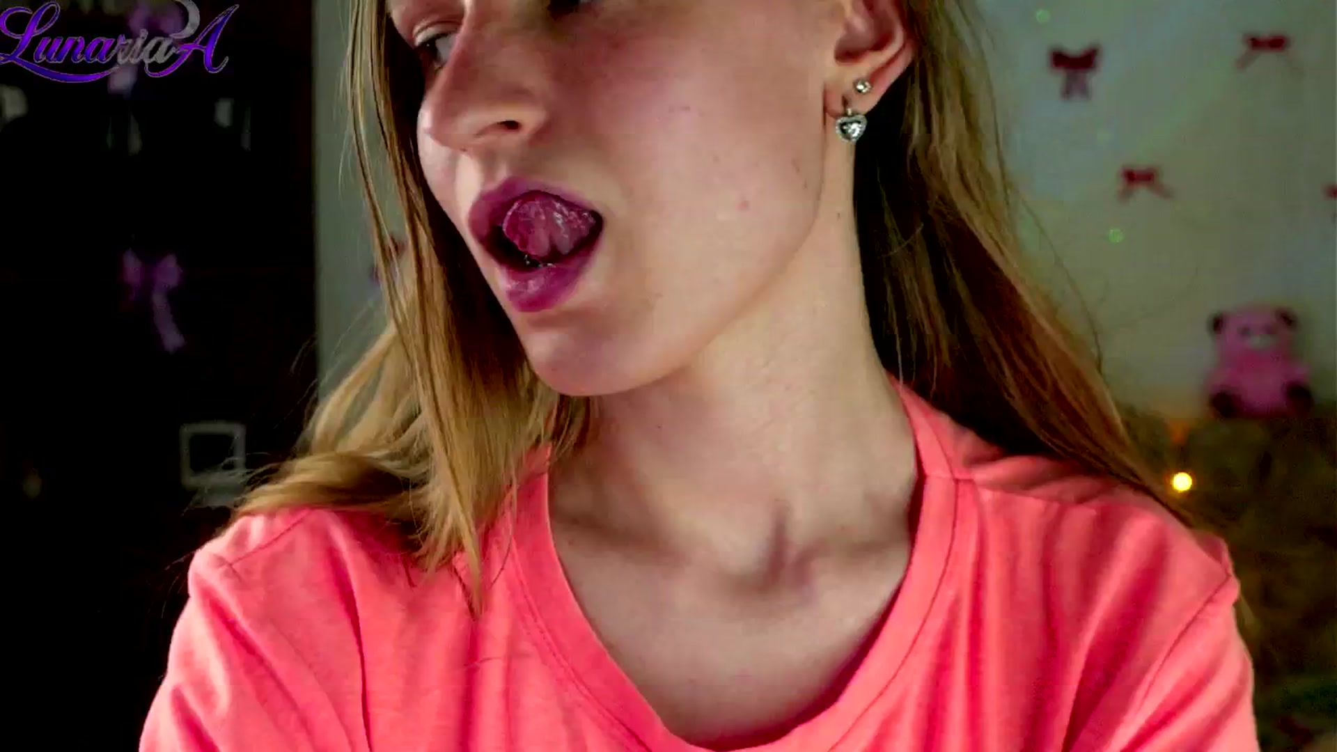 Gallery image thumbnail from Lunaria_a's myfreecams stream on, 04/30/2026, 11:01 image 11 of 20