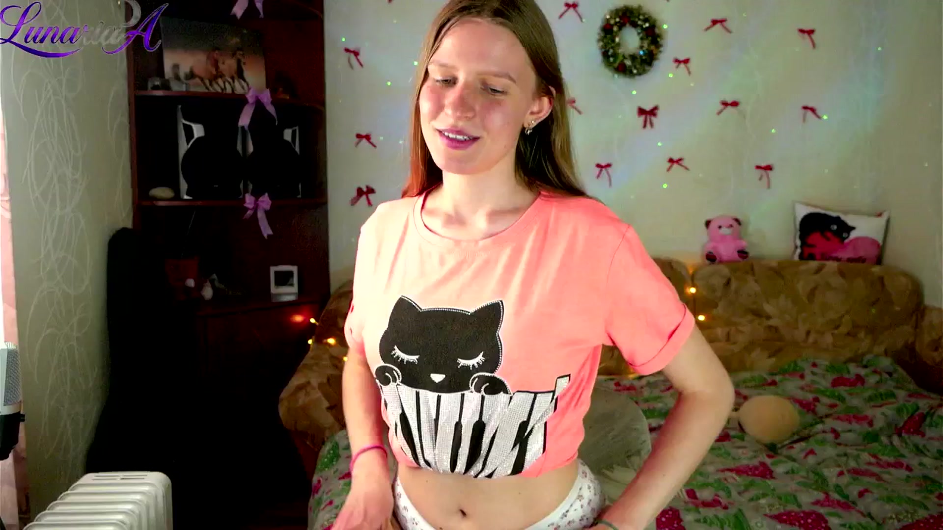 Gallery image thumbnail from Lunaria_a's myfreecams stream on, 04/30/2026, 11:01 image 15 of 20