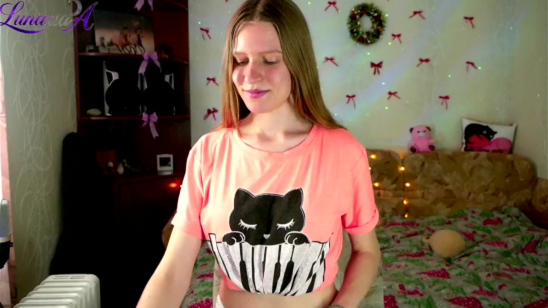 Gallery image thumbnail from Lunaria_a's myfreecams stream on, 04/30/2026, 11:01 image 20 of 20