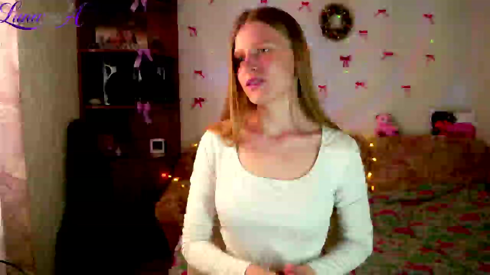 Gallery image thumbnail from Lunaria_a's myfreecams stream on, 05/01/2026, 09:03 image 9 of 20