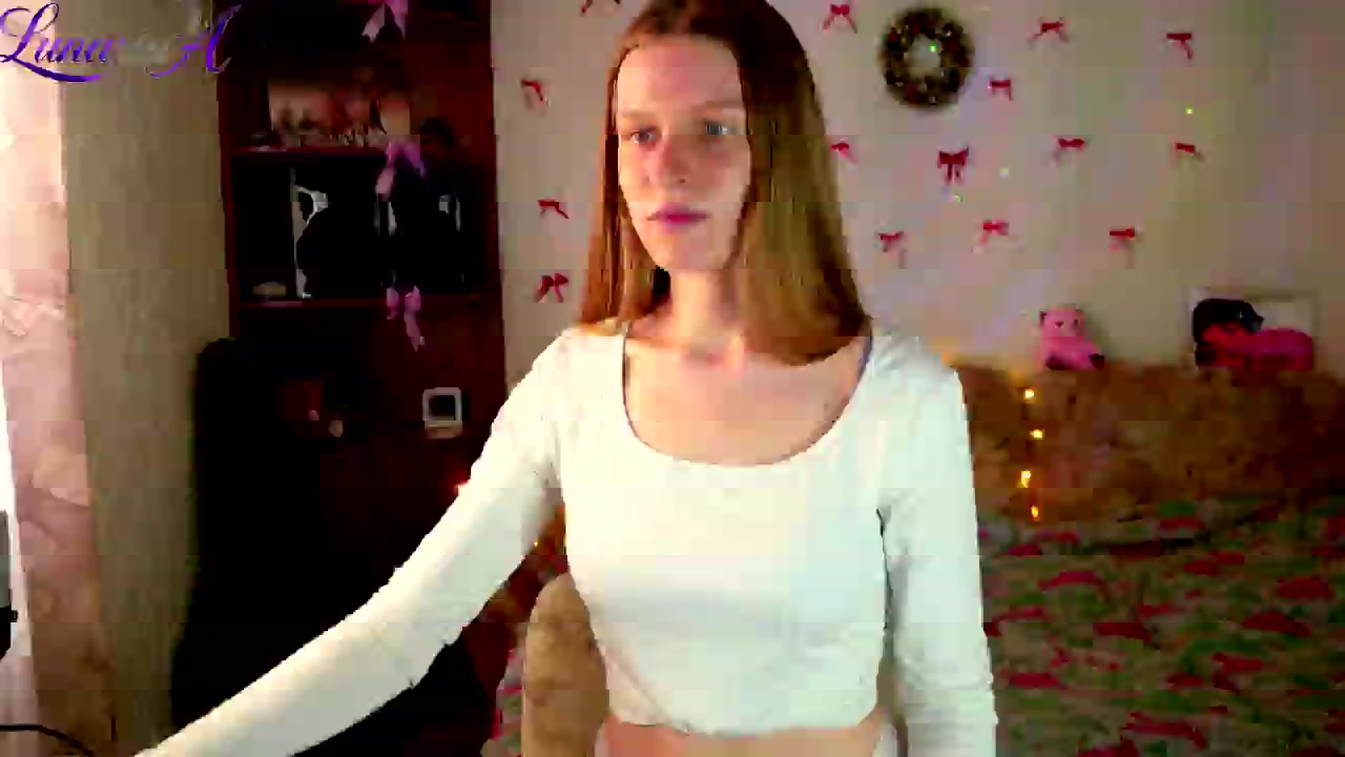 Gallery image thumbnail from Lunaria_a's myfreecams stream on, 05/01/2026, 09:03 image 15 of 20