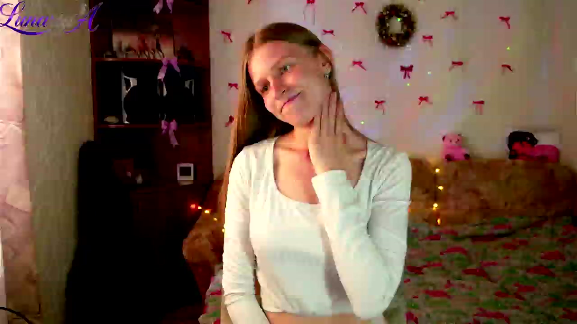 Gallery image thumbnail from Lunaria_a's myfreecams stream on, 05/01/2026, 09:03 image 7 of 20