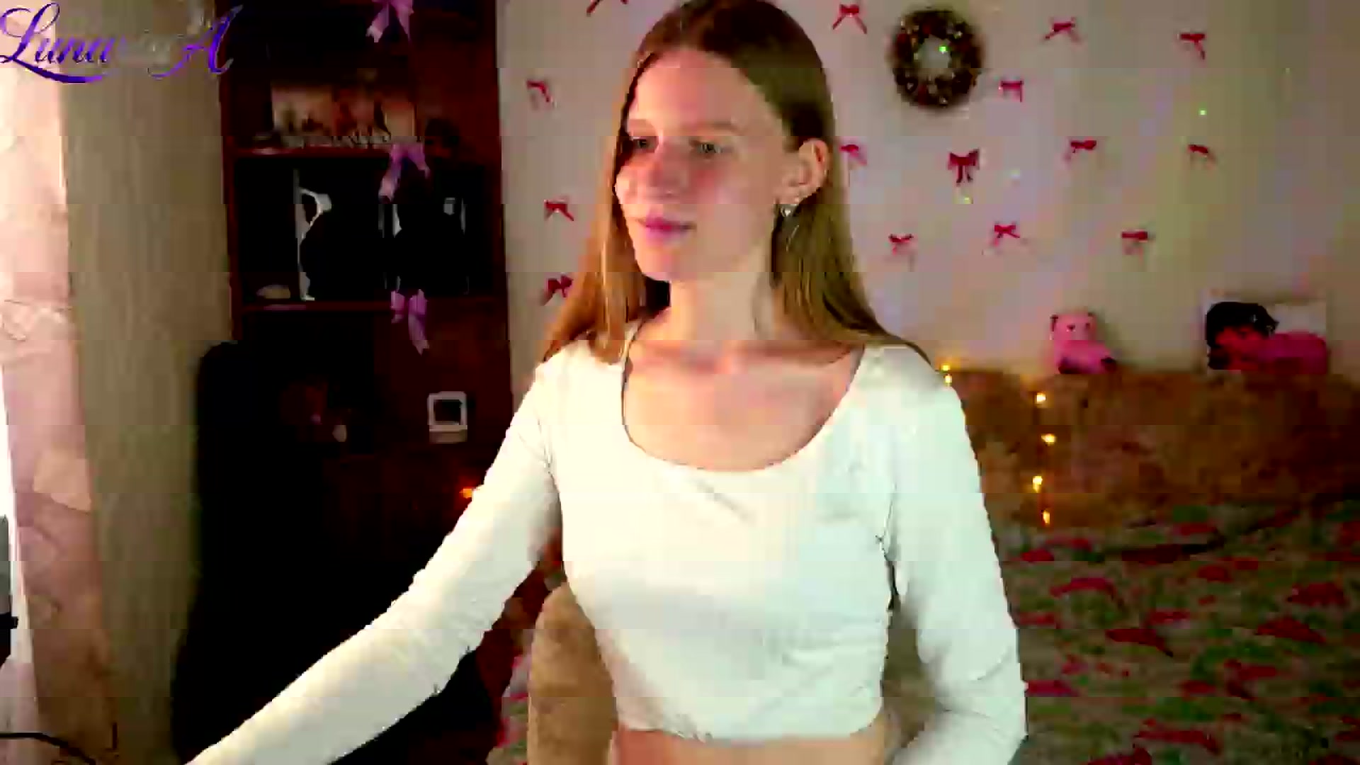 Gallery image thumbnail from Lunaria_a's myfreecams stream on, 05/01/2026, 09:03 image 16 of 20