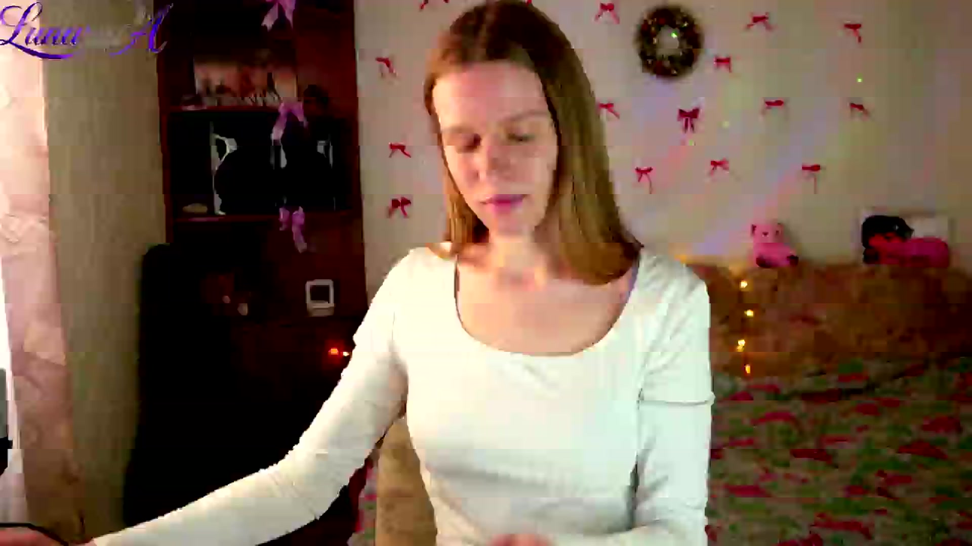 Gallery image thumbnail from Lunaria_a's myfreecams stream on, 05/01/2026, 09:03 image 14 of 20