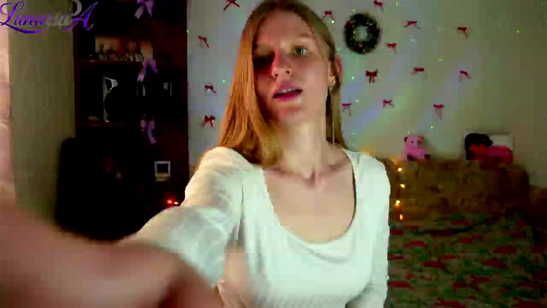 Gallery image thumbnail from Lunaria_a's myfreecams stream on, 05/01/2026, 09:54 image 10 of 20