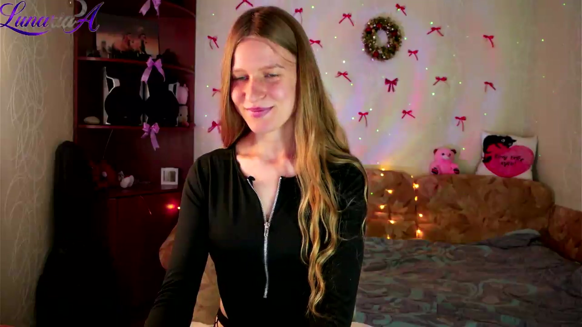 Gallery image thumbnail from Lunaria_a's myfreecams stream on, 05/11/2026, 09:03 image 13 of 20