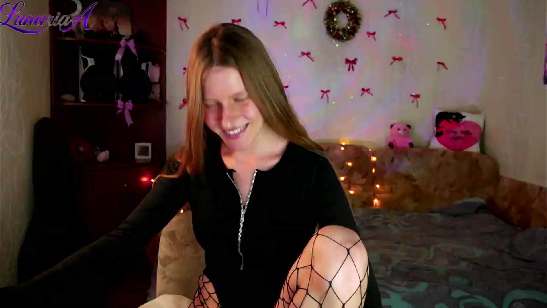 Gallery image thumbnail from Lunaria_a's myfreecams stream on, 05/11/2026, 11:10 image 6 of 20