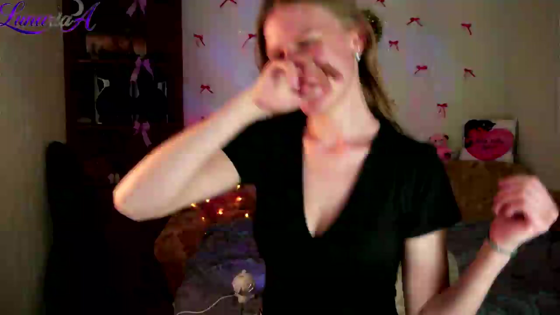 Gallery image thumbnail from Lunaria_a's myfreecams stream on, 05/13/2026, 12:14 image 8 of 20