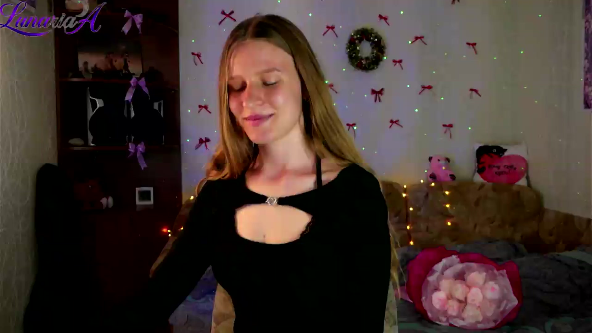 Gallery image thumbnail from Lunaria_a's myfreecams stream on, 05/19/2026, 09:26 image 20 of 20
