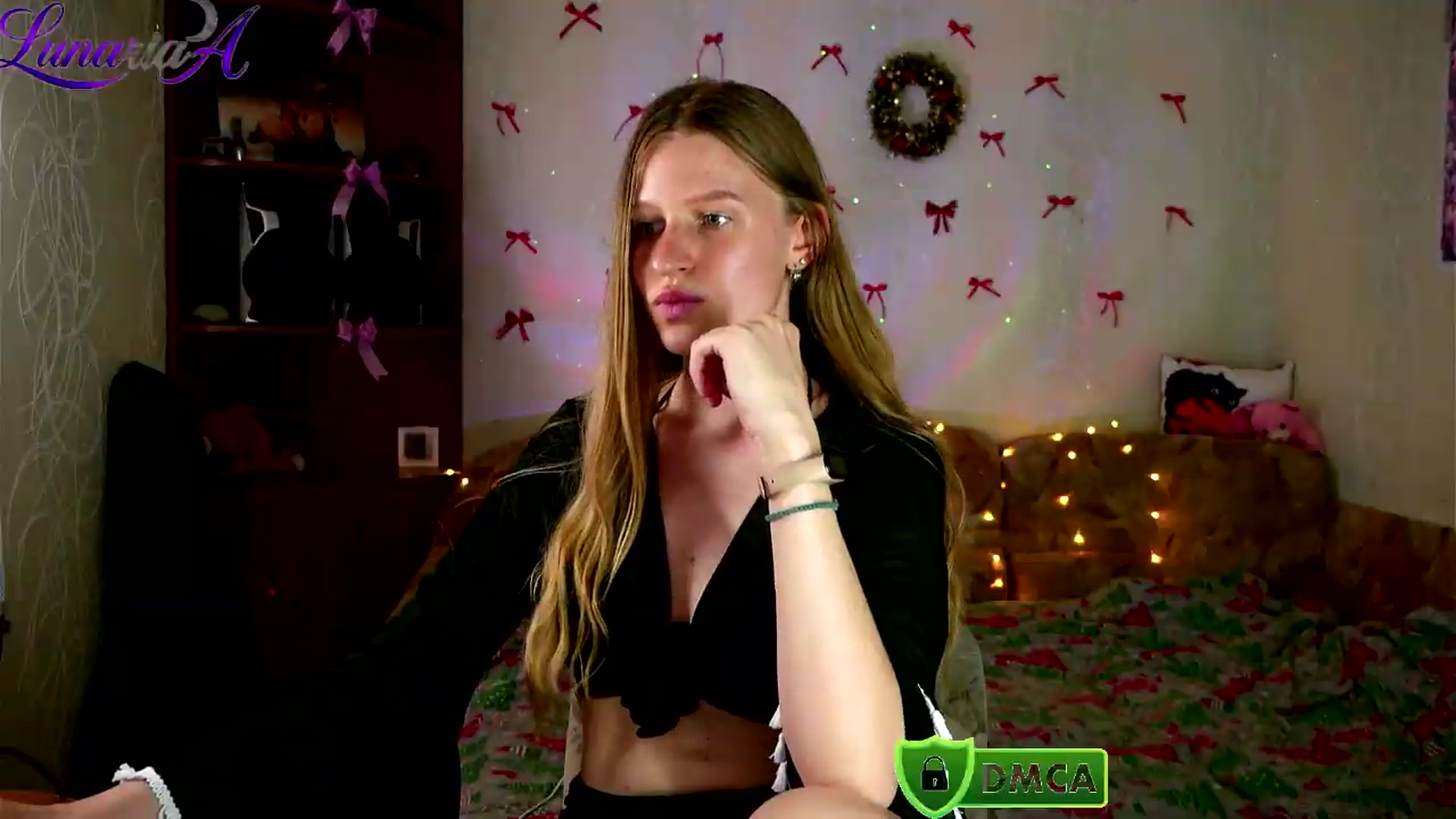 Gallery image thumbnail from Lunaria_a's myfreecams stream on, 06/04/2026, 11:14 image 17 of 20