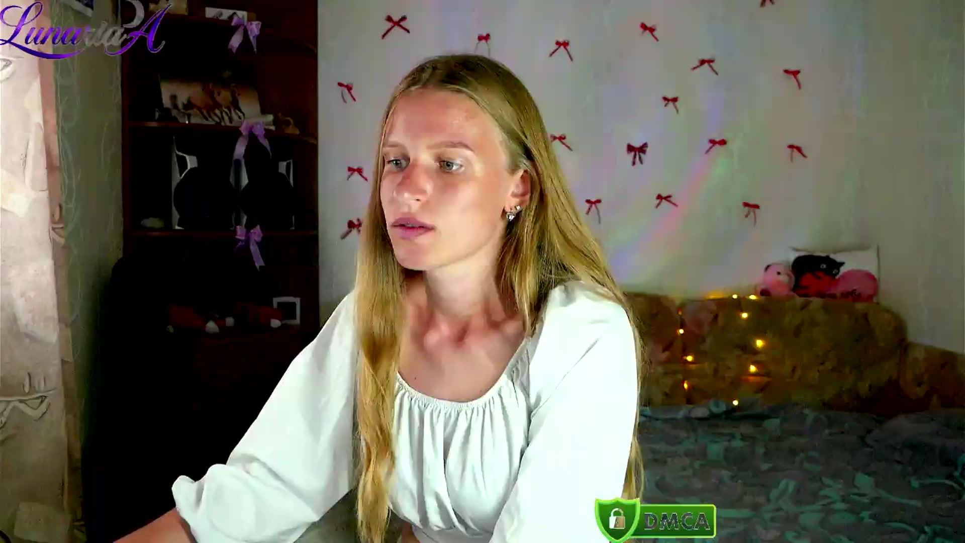 Gallery image thumbnail from Lunaria_a's myfreecams stream on, 08/07/2026, 11:29 image 11 of 20