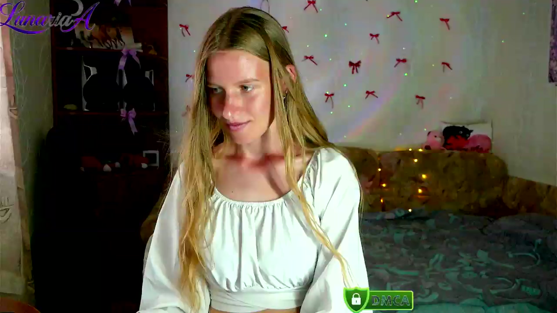 Gallery image thumbnail from Lunaria_a's myfreecams stream on, 08/07/2026, 11:29 image 20 of 20