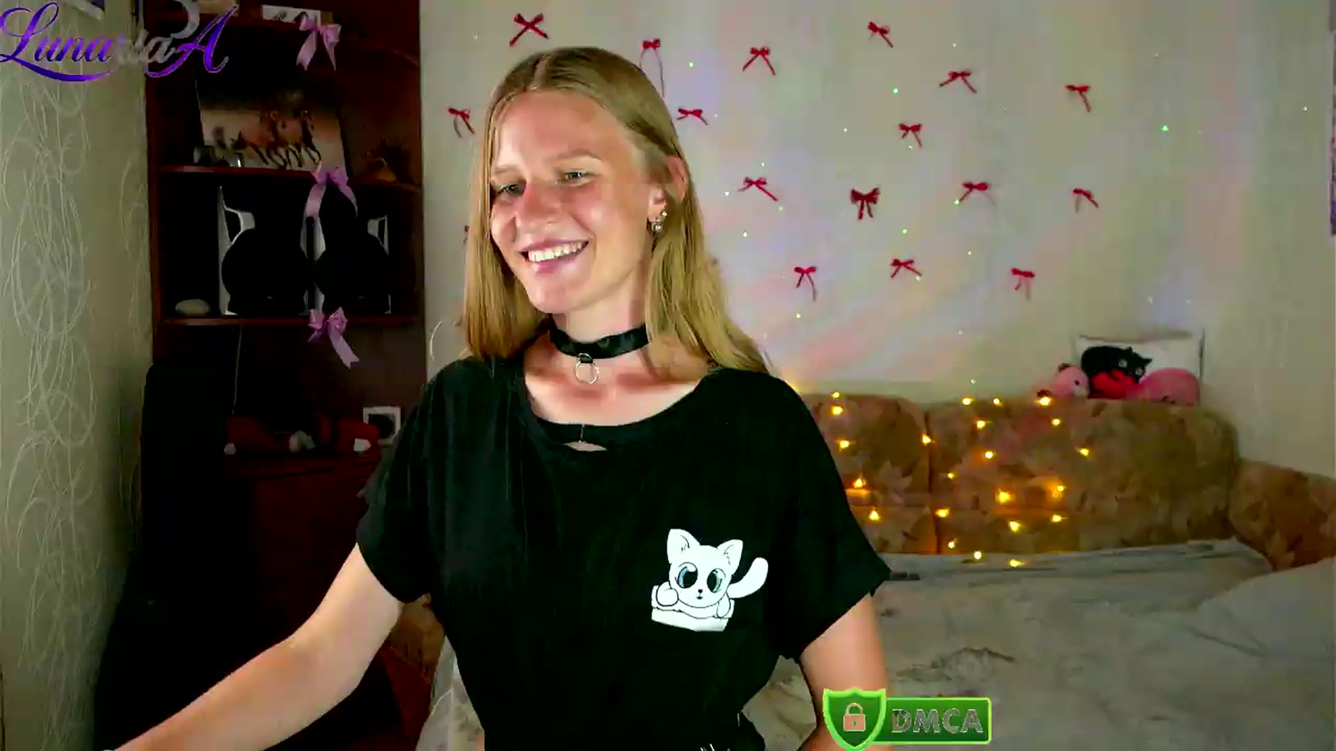 Gallery image thumbnail from Lunaria_a's myfreecams stream on, 08/14/2026, 10:11 image 17 of 20