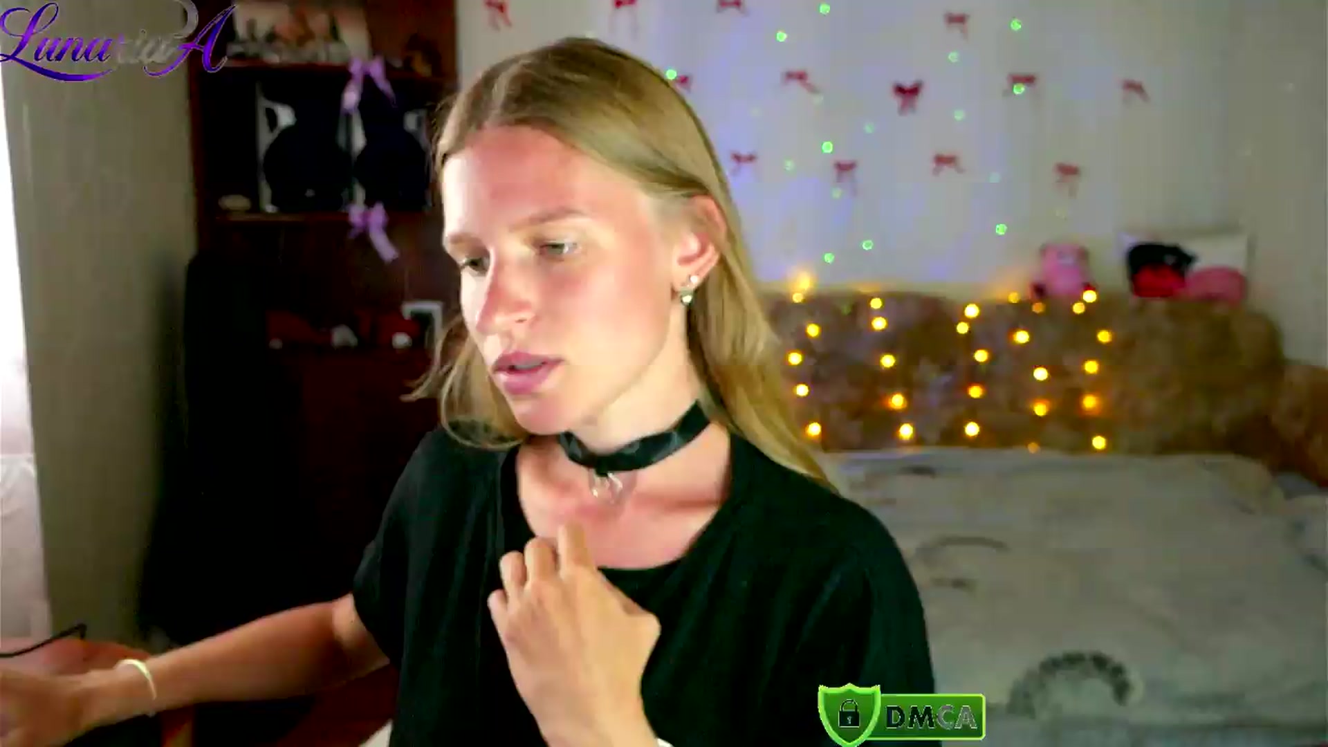 Gallery image thumbnail from Lunaria_a's myfreecams stream on, 08/18/2026, 09:04 image 11 of 20