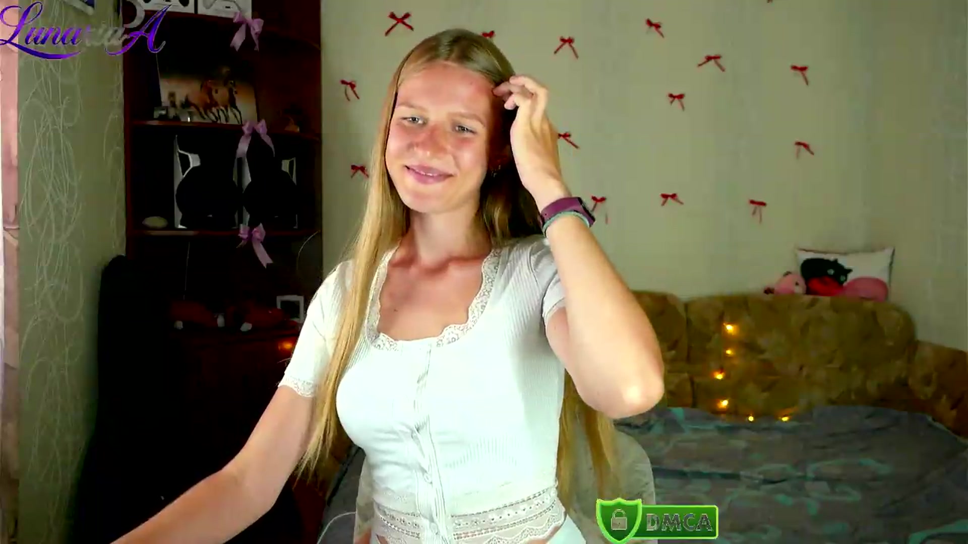 Gallery image thumbnail from Lunaria_a's myfreecams stream on, 08/24/2026, 09:37 image 20 of 20
