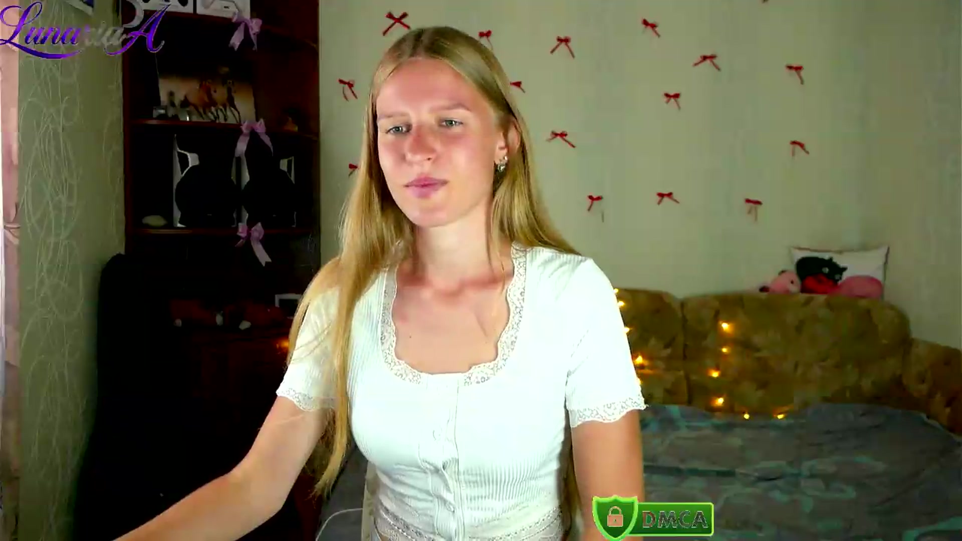 Gallery image thumbnail from Lunaria_a's myfreecams stream on, 08/24/2026, 10:09 image 11 of 20