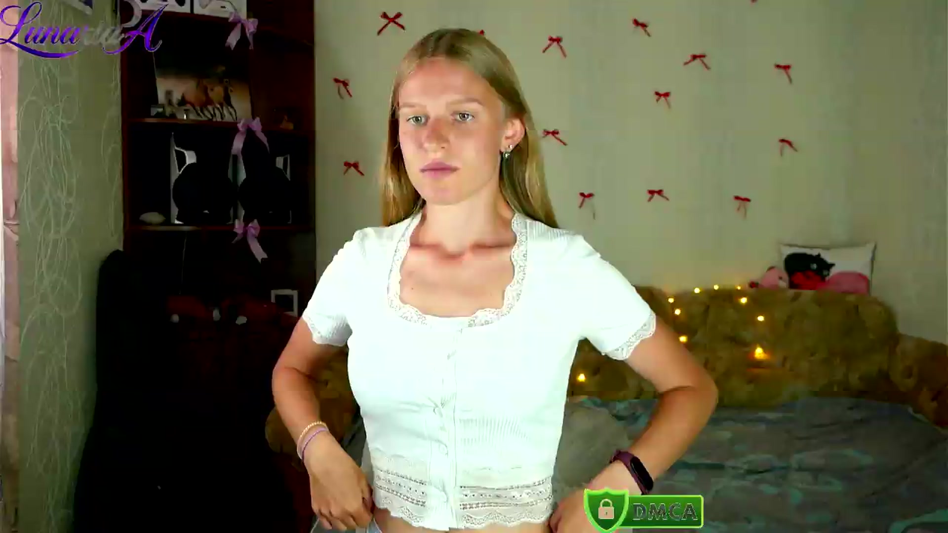 Gallery image thumbnail from Lunaria_a's myfreecams stream on, 08/24/2026, 10:09 image 7 of 20