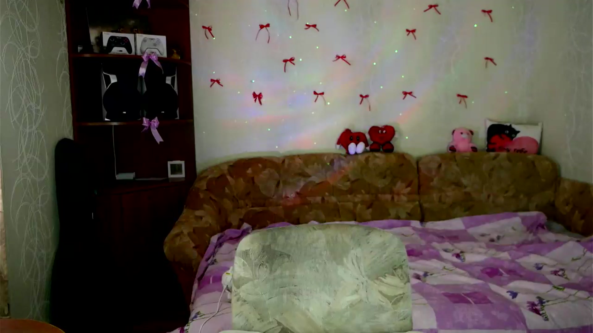 Gallery image thumbnail from Lunaria_a's myfreecams stream on, 09/08/2026, 10:40 image 20 of 20