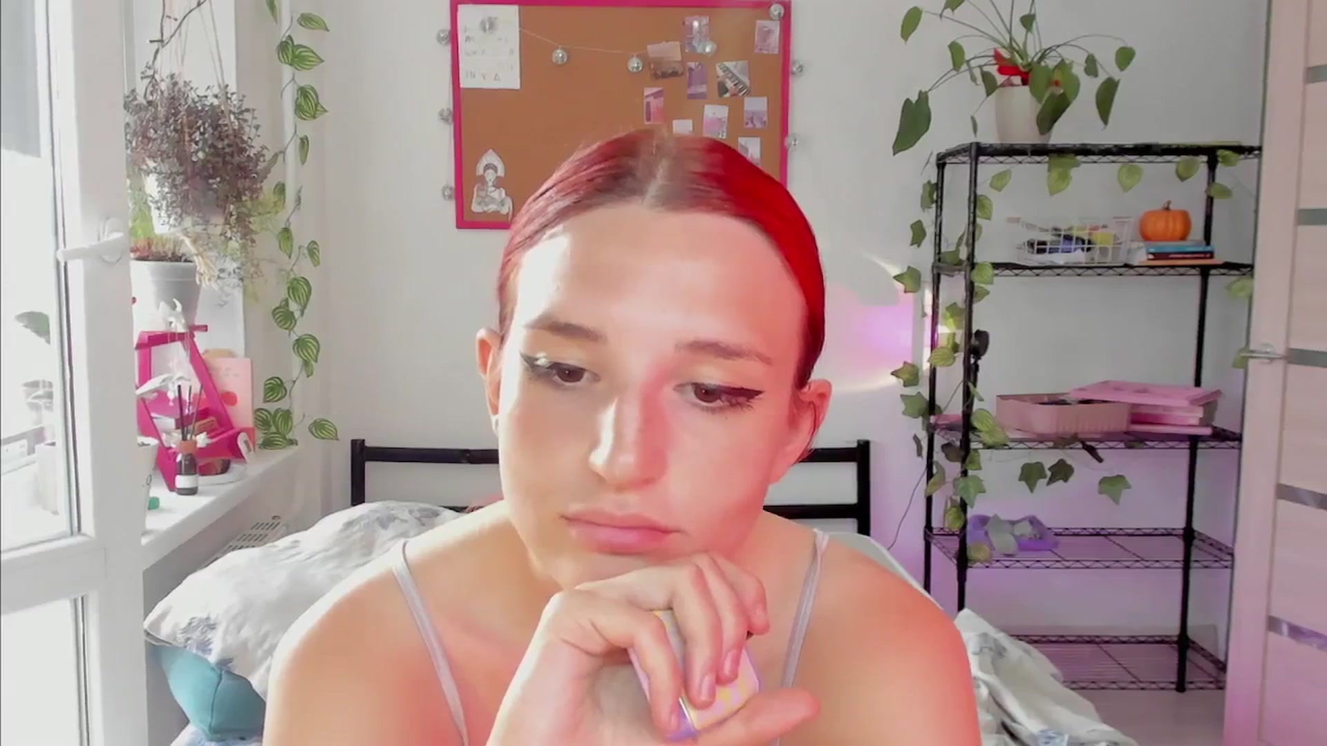 Gallery image thumbnail from Lunatale's myfreecams stream on, 06/21/2025, 13:22 image 6 of 20