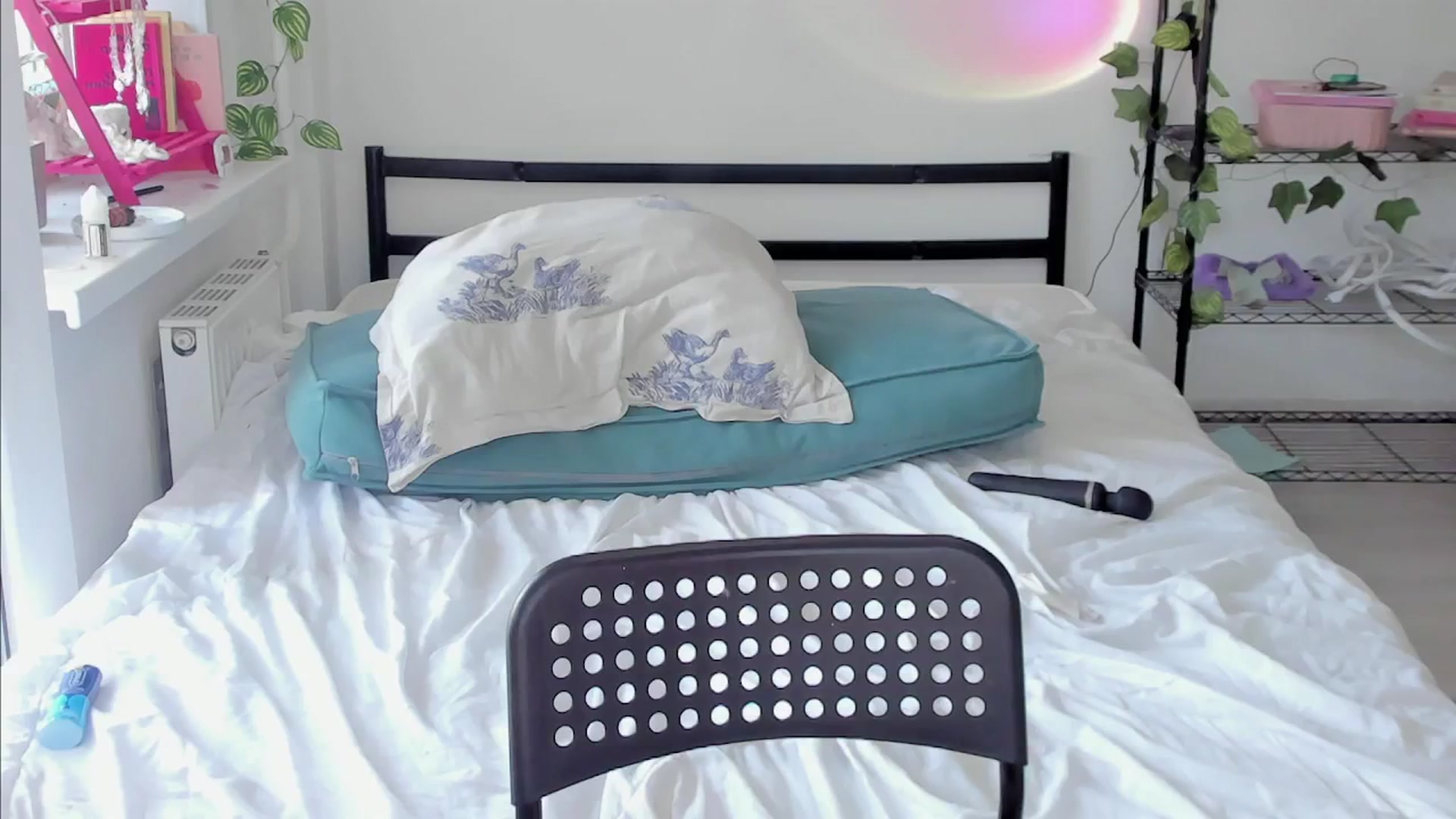Gallery image thumbnail from Lunatale's myfreecams stream on, 06/23/2025, 12:31 image 20 of 20