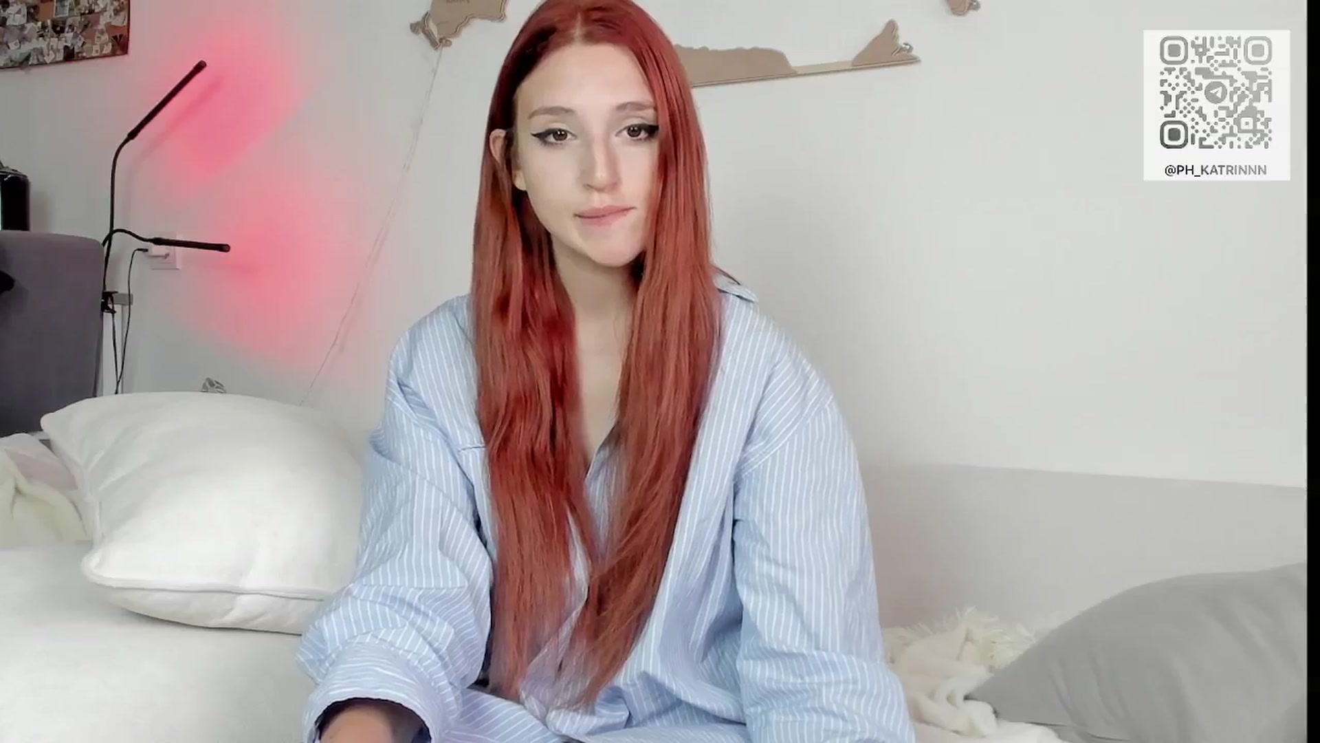 Gallery image thumbnail from Lunatale's myfreecams stream on, 08/08/2025, 09:49 image 14 of 20
