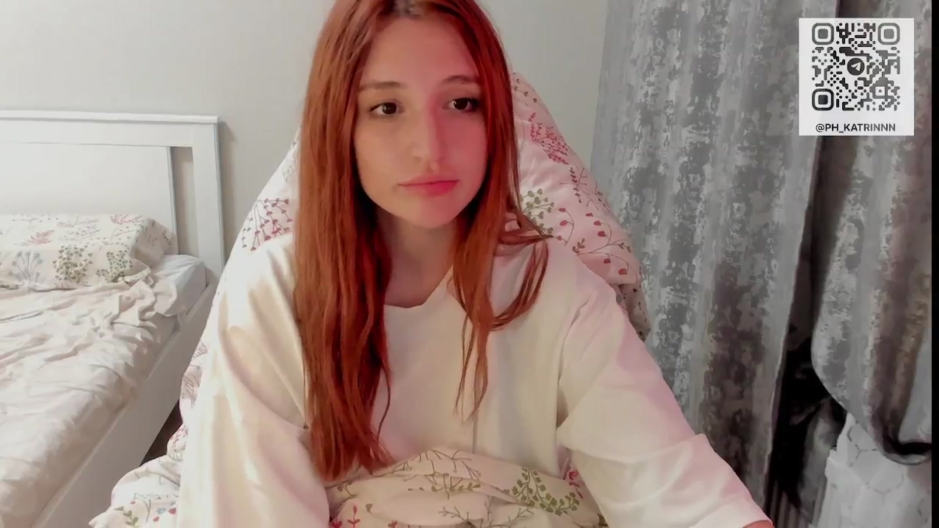 Gallery image thumbnail from Lunatale's myfreecams stream on, 09/13/2025, 18:33 image 10 of 20