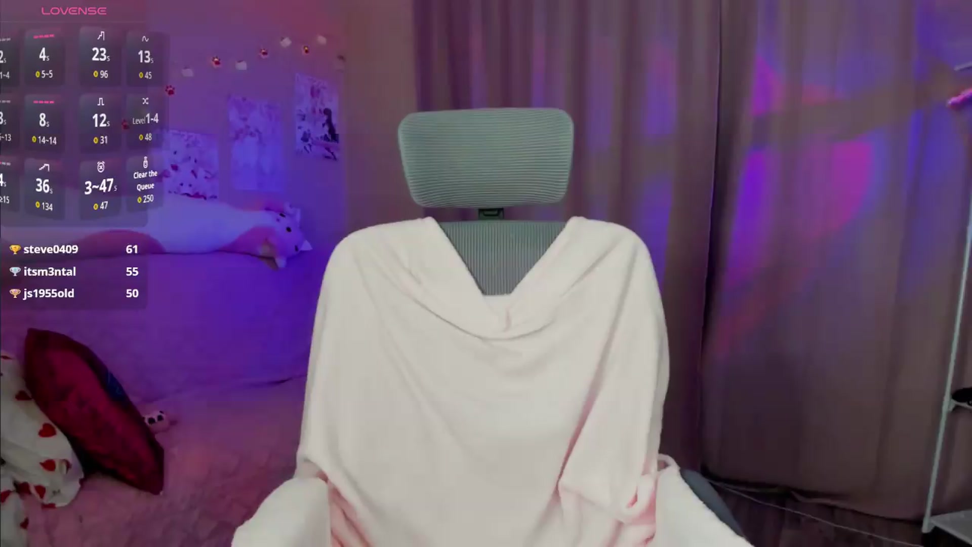 Gallery image thumbnail from Lunellee's myfreecams stream on, 07/12/2026, 08:06 image 19 of 20