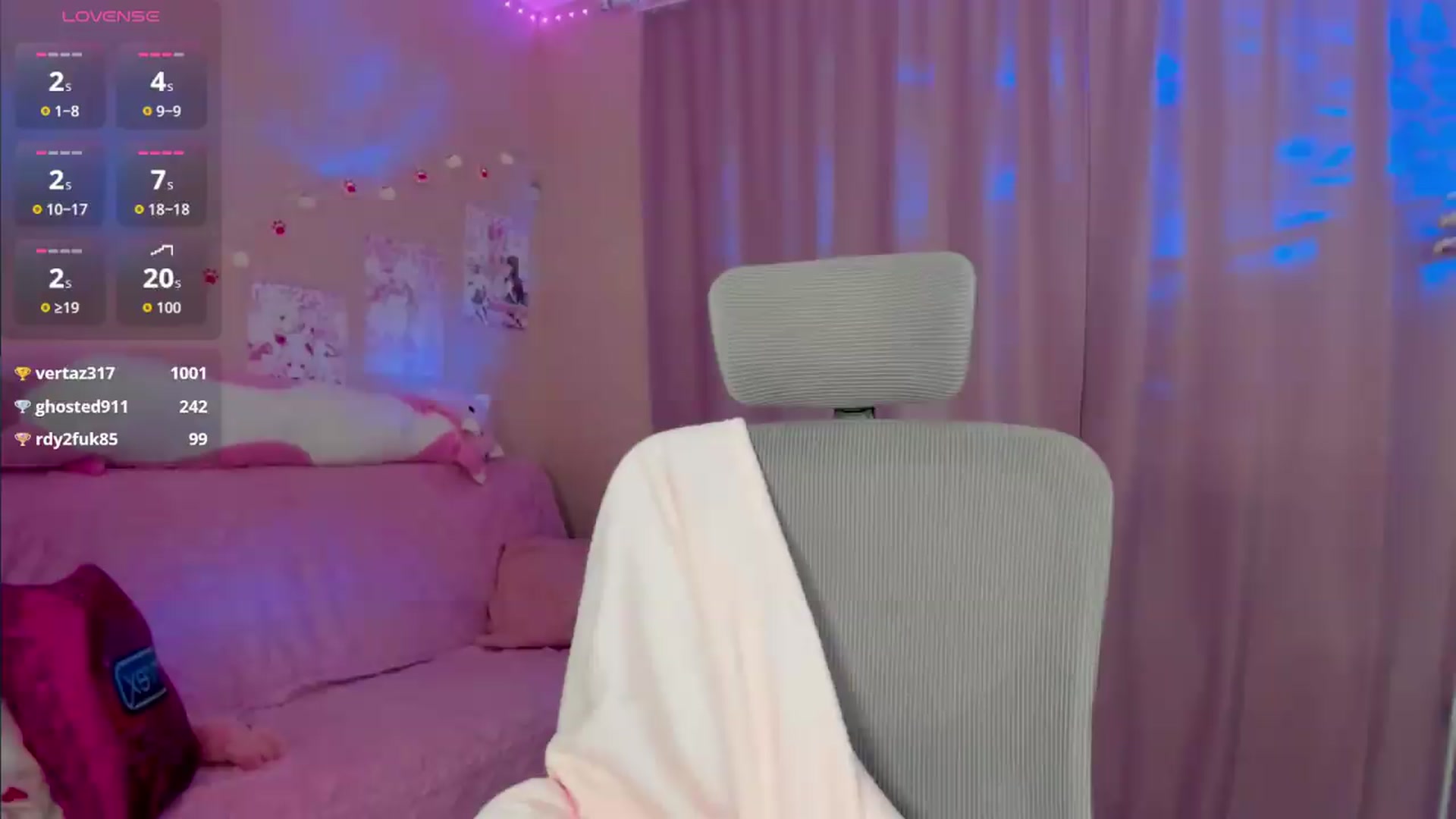 Gallery image thumbnail from Lunellee's myfreecams stream on, 07/13/2026, 10:23 image 19 of 20
