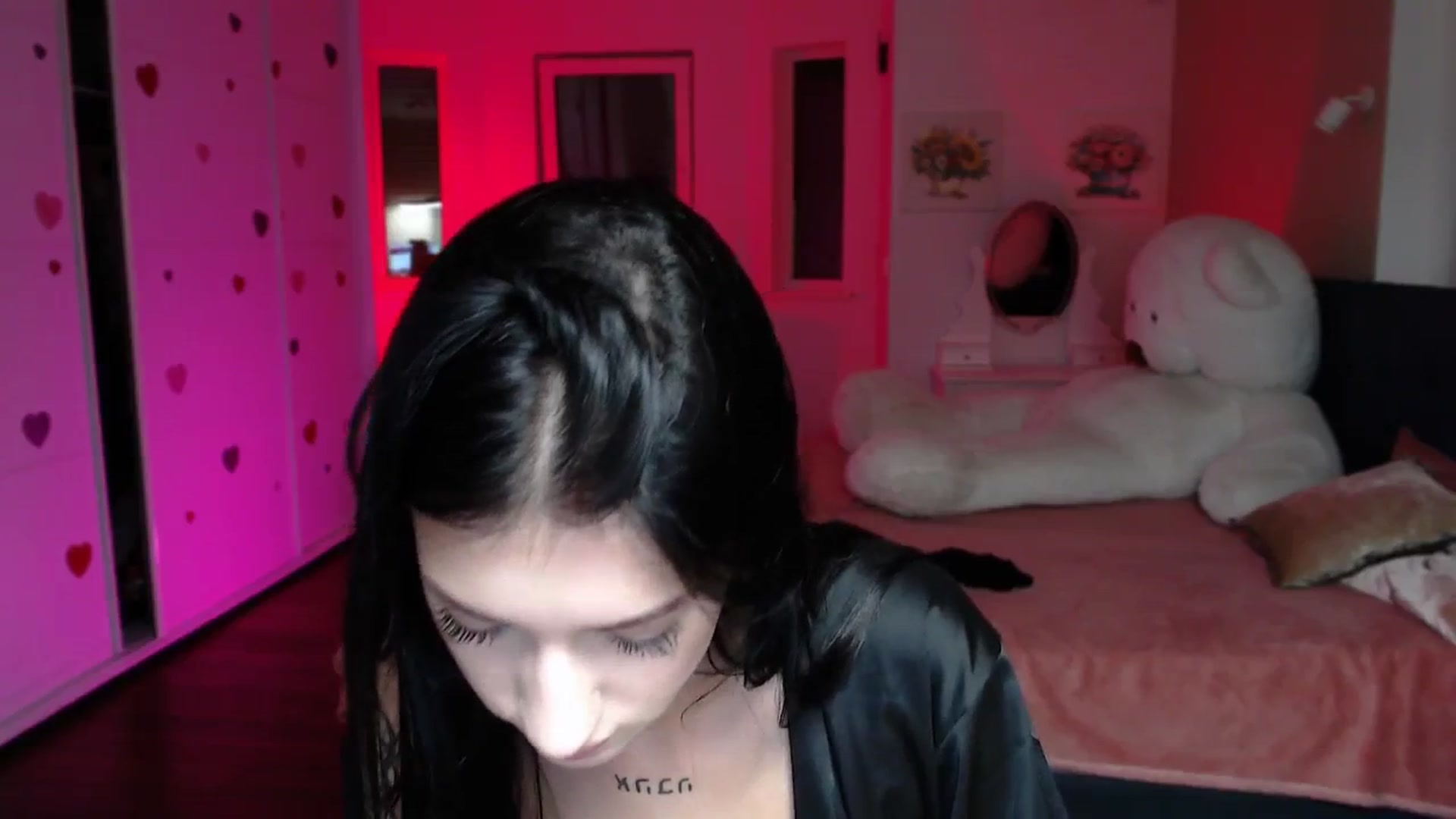 Gallery image thumbnail from Luness's myfreecams stream on, 08/22/2025, 10:19 image 9 of 20