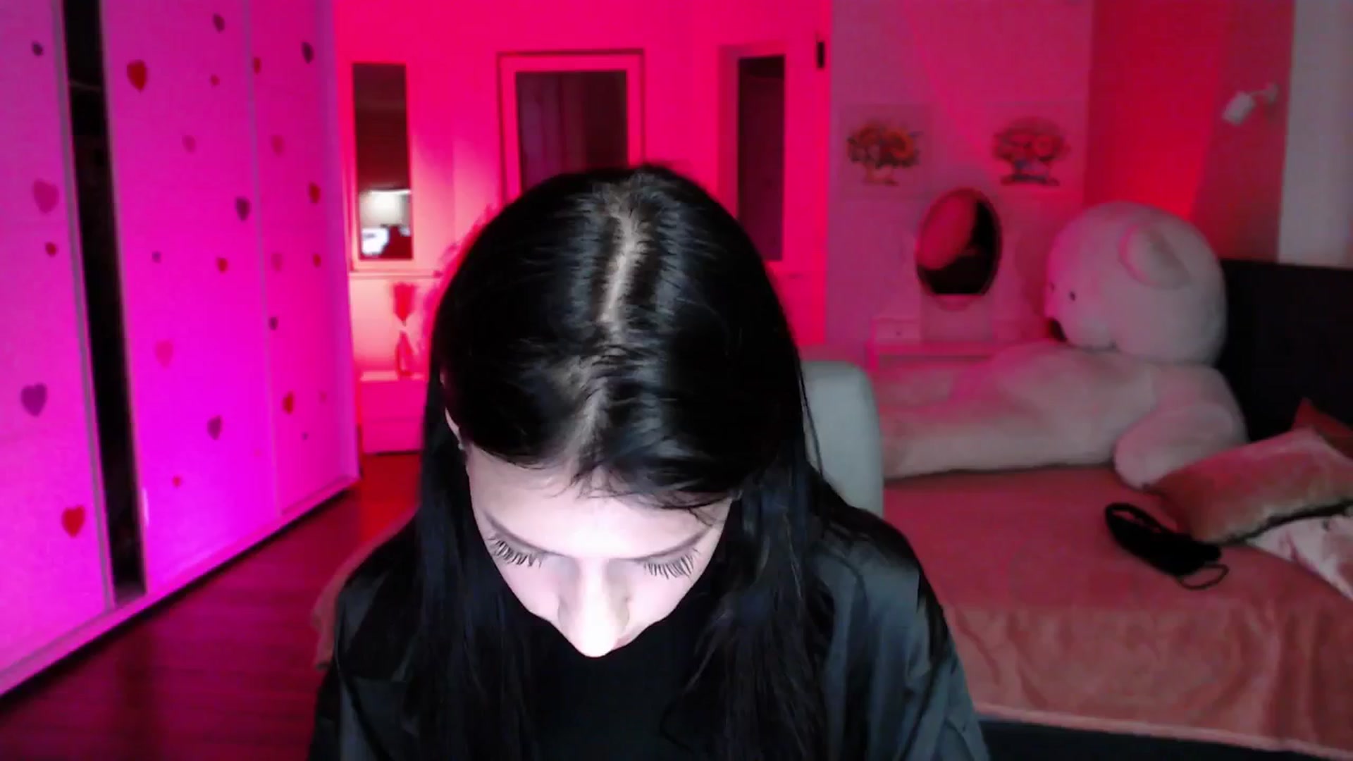 Gallery image thumbnail from Luness's myfreecams stream on, 08/22/2025, 10:45 image 4 of 20