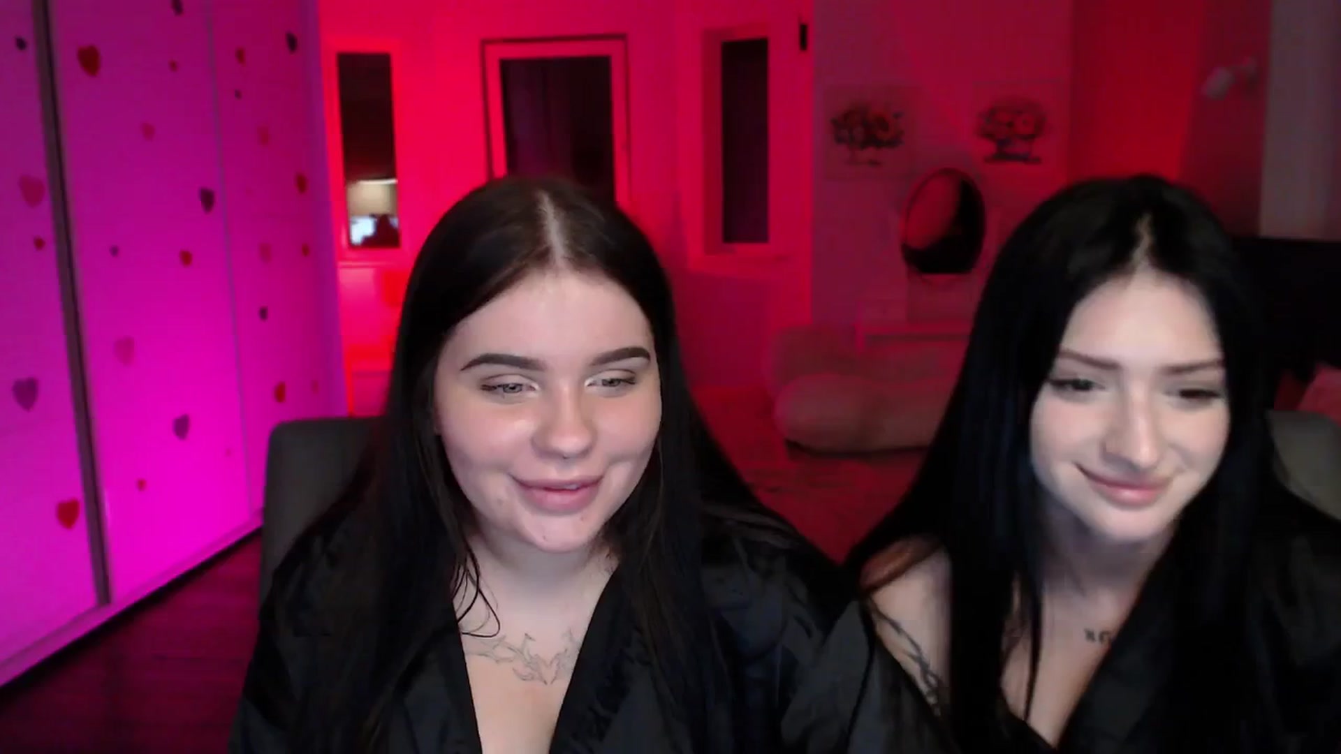 Gallery image thumbnail from Luness's myfreecams stream on, 08/22/2025, 12:27 image 19 of 20