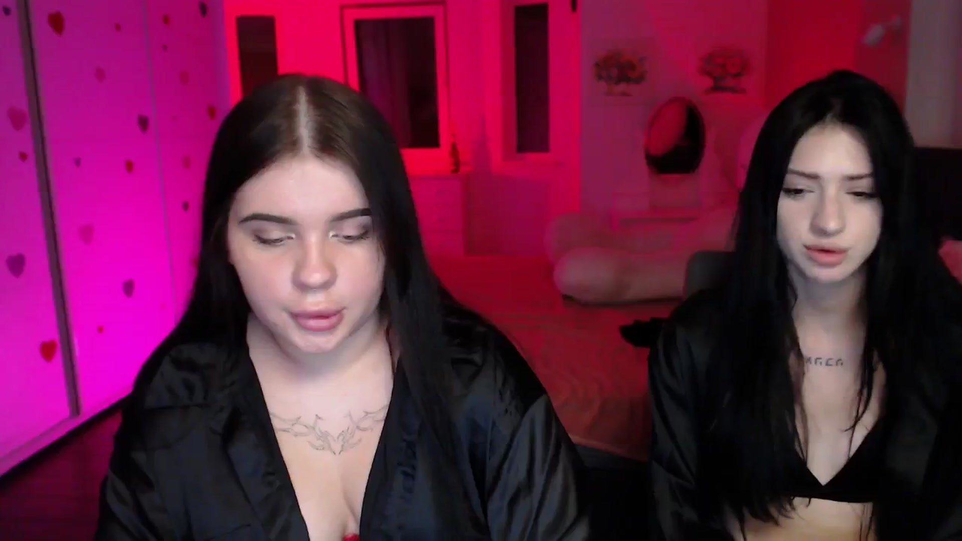 Gallery image thumbnail from Luness's myfreecams stream on, 08/22/2025, 12:27 image 5 of 20