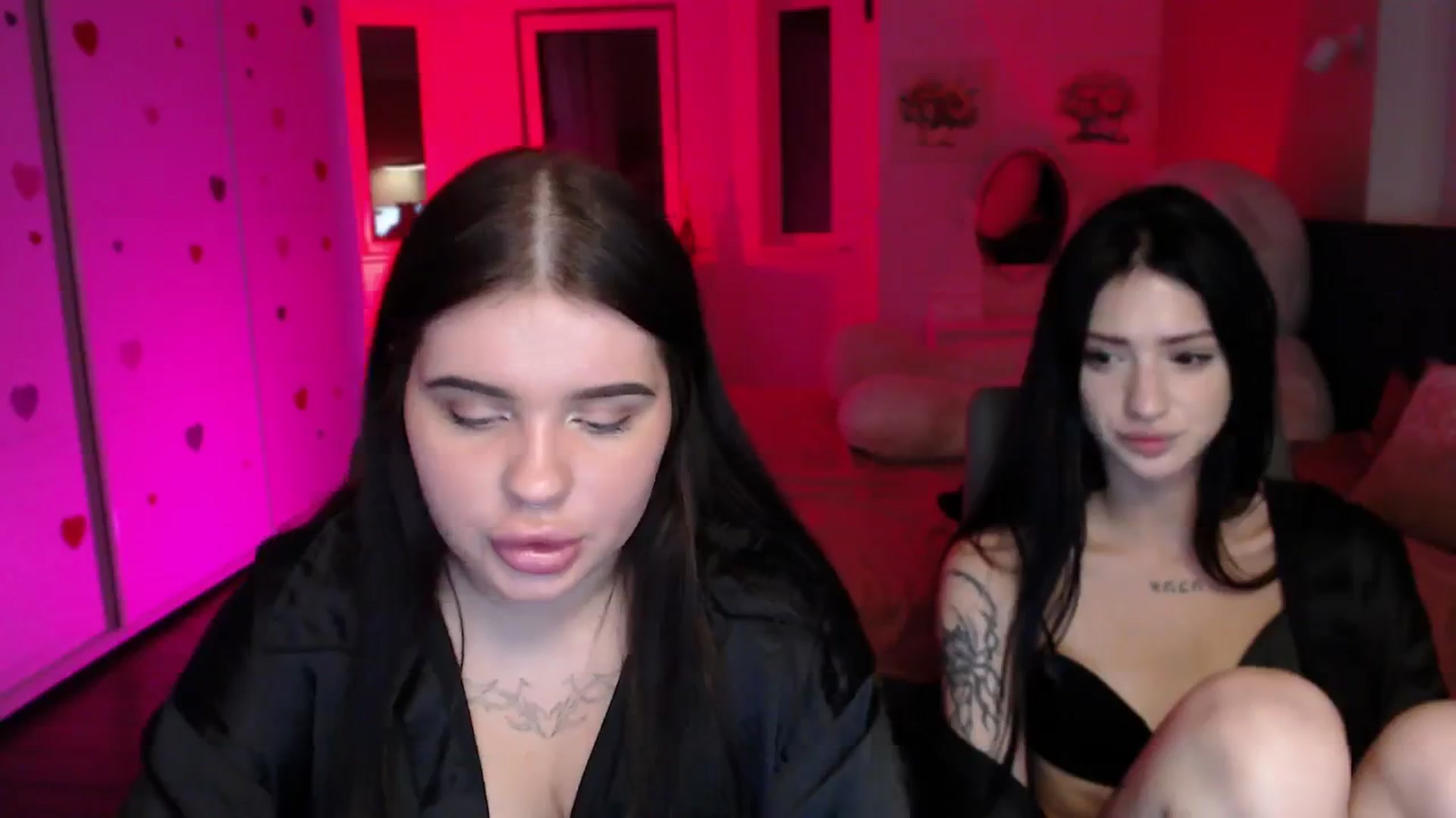 Gallery image thumbnail from Luness's myfreecams stream on, 08/22/2025, 12:27 image 9 of 20