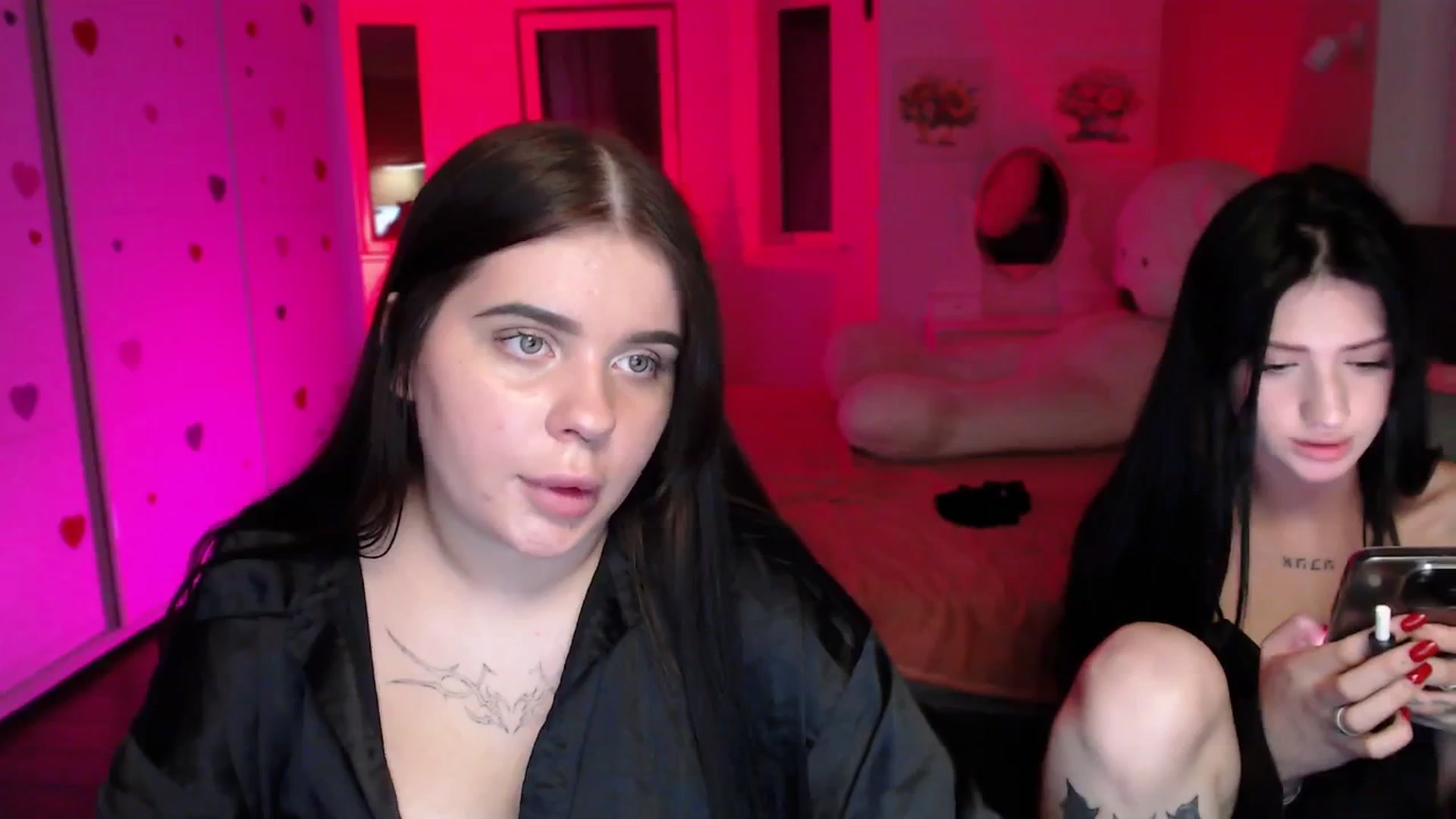 Gallery image thumbnail from Luness's myfreecams stream on, 08/22/2025, 12:27 image 12 of 20