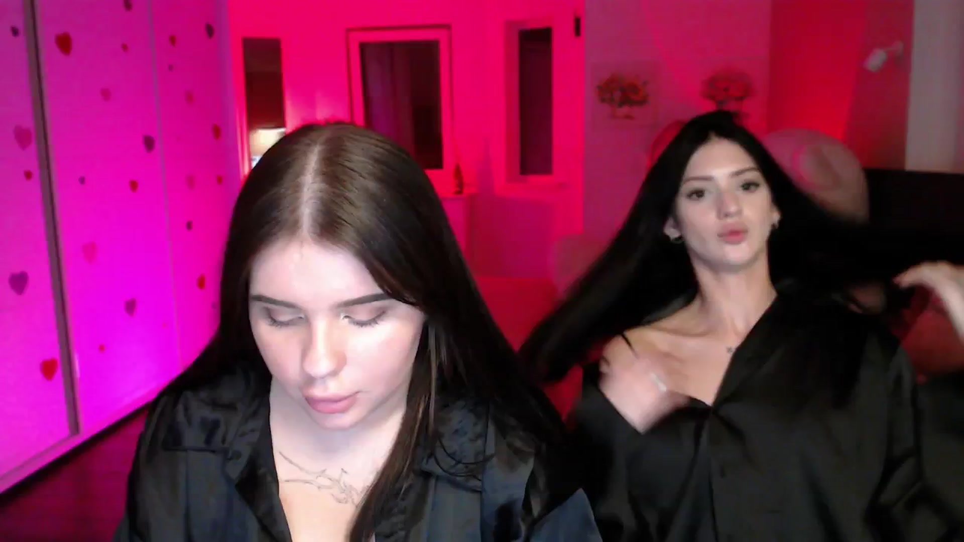 Gallery image thumbnail from Luness's myfreecams stream on, 08/22/2025, 13:09 image 6 of 20