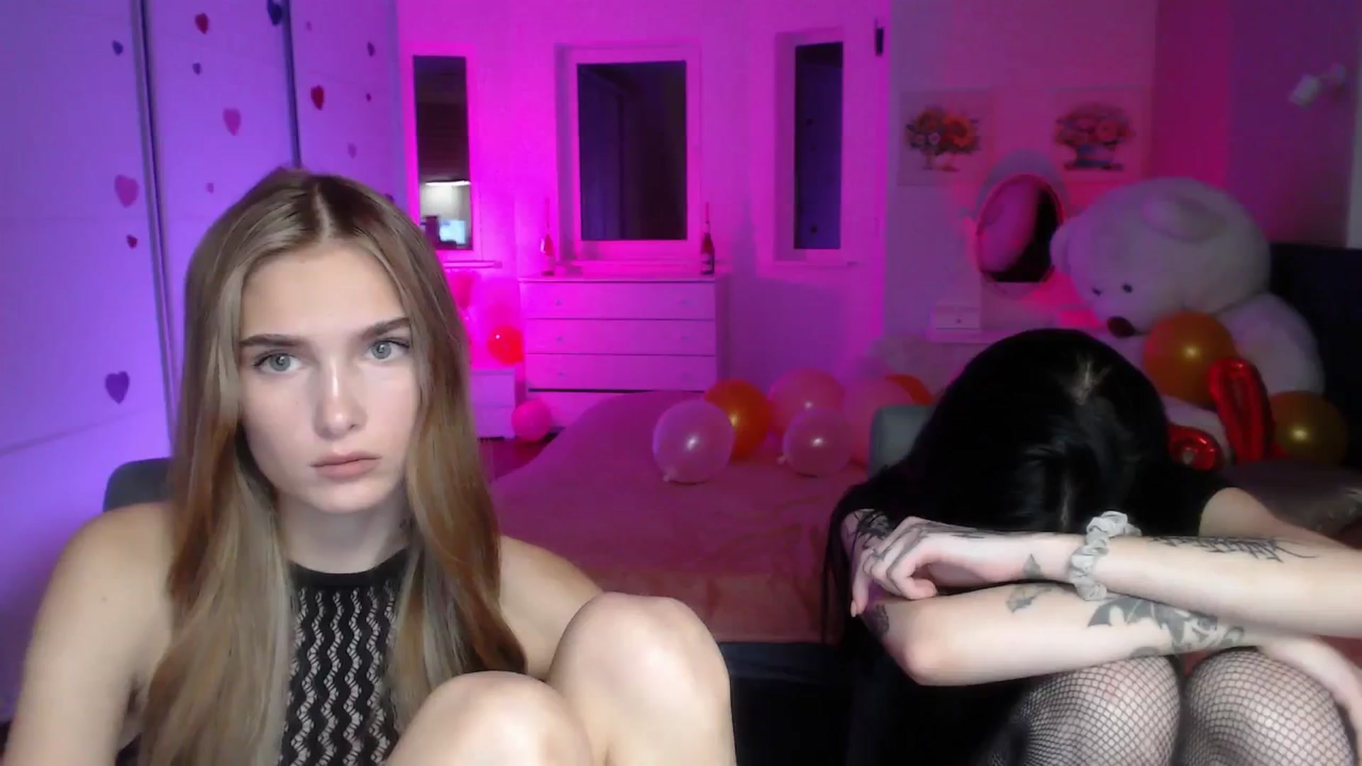 Gallery image thumbnail from Luness's myfreecams stream on, 09/01/2025, 16:18 image 3 of 20