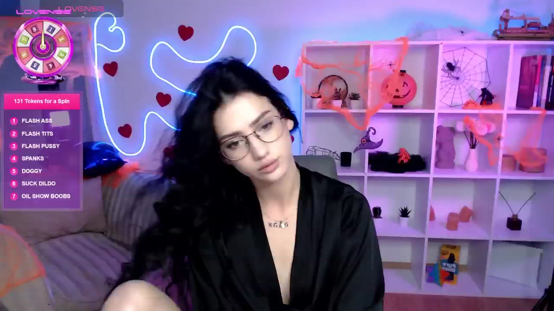 Gallery image thumbnail from Luness's myfreecams stream on, 10/30/2025, 11:20 image 1 of 20