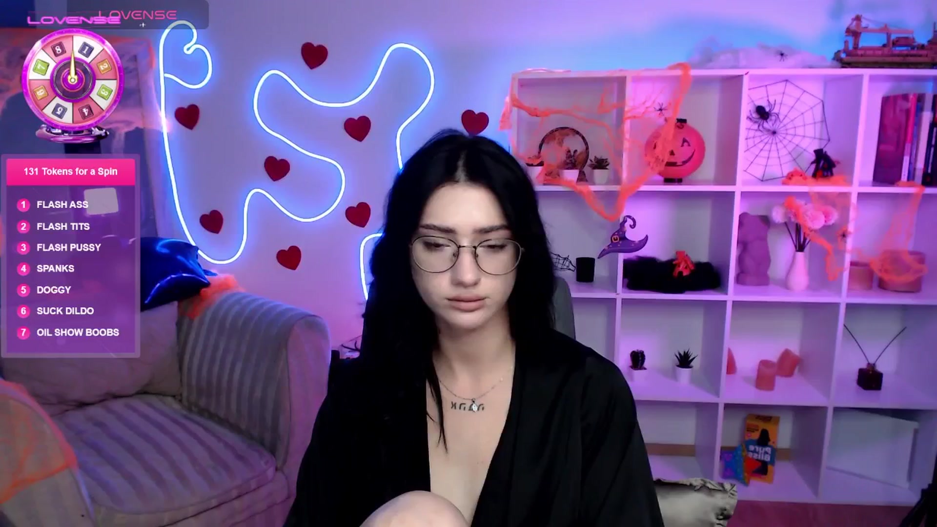 Gallery image thumbnail from Luness's myfreecams stream on, 10/30/2025, 11:20 image 18 of 20