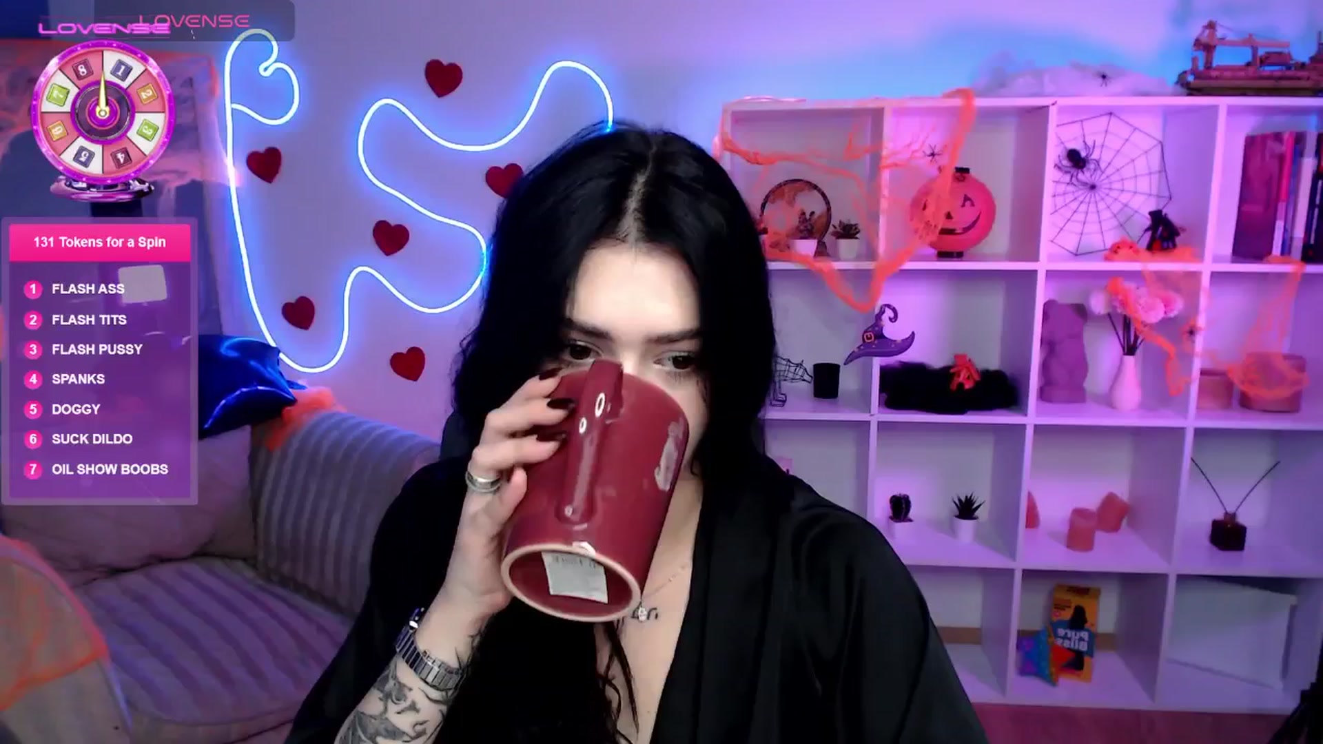 Gallery image thumbnail from Luness's myfreecams stream on, 10/30/2025, 11:20 image 15 of 20
