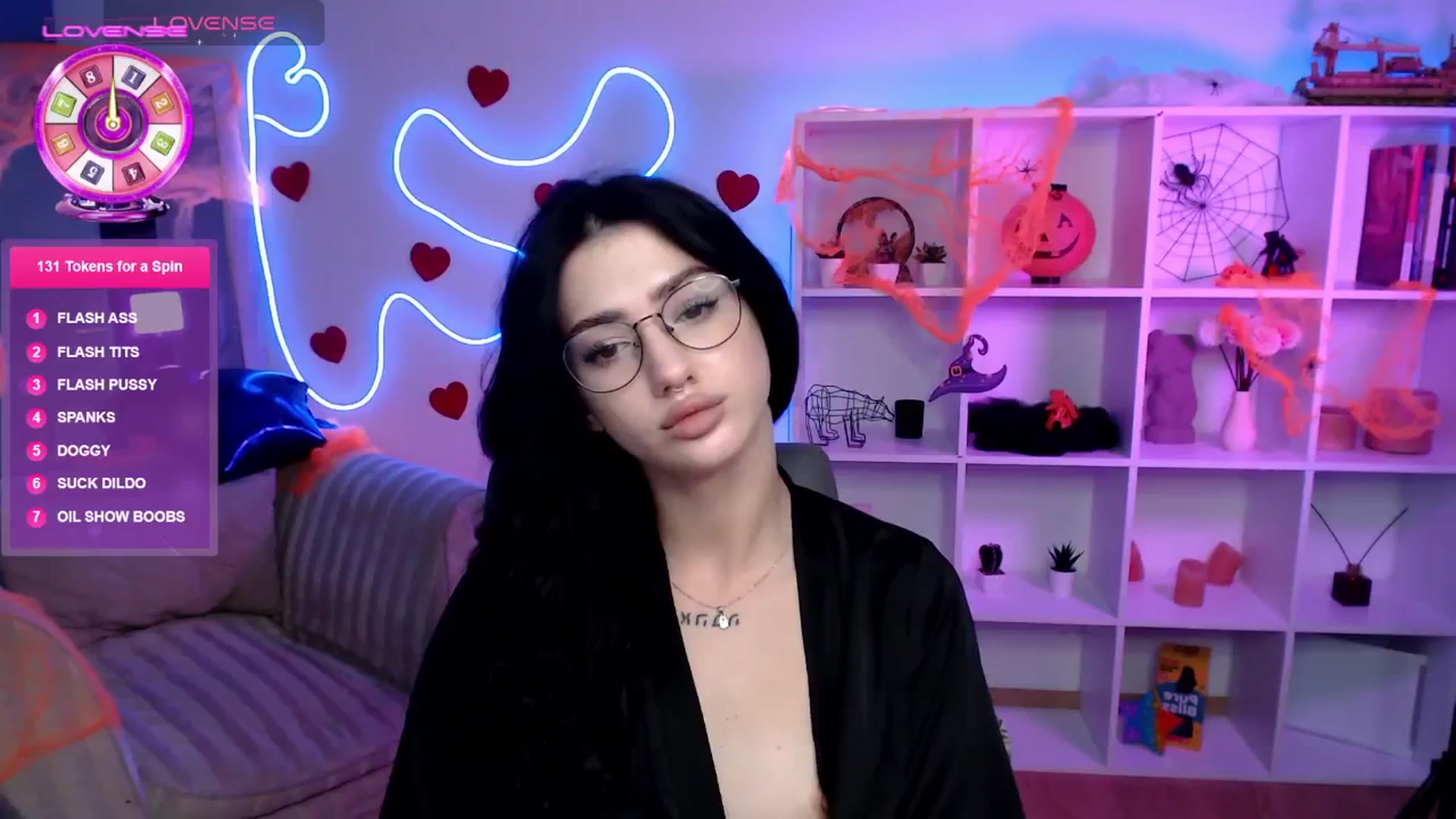 Gallery image thumbnail from Luness's myfreecams stream on, 10/30/2025, 11:20 image 10 of 20