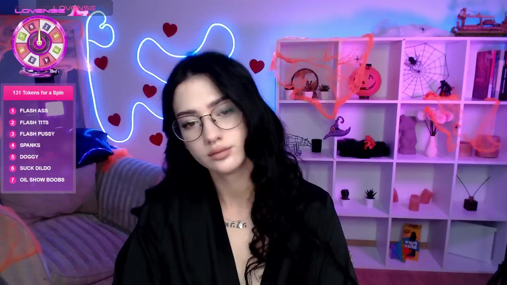 Gallery image thumbnail from Luness's myfreecams stream on, 10/30/2025, 11:20 image 6 of 20