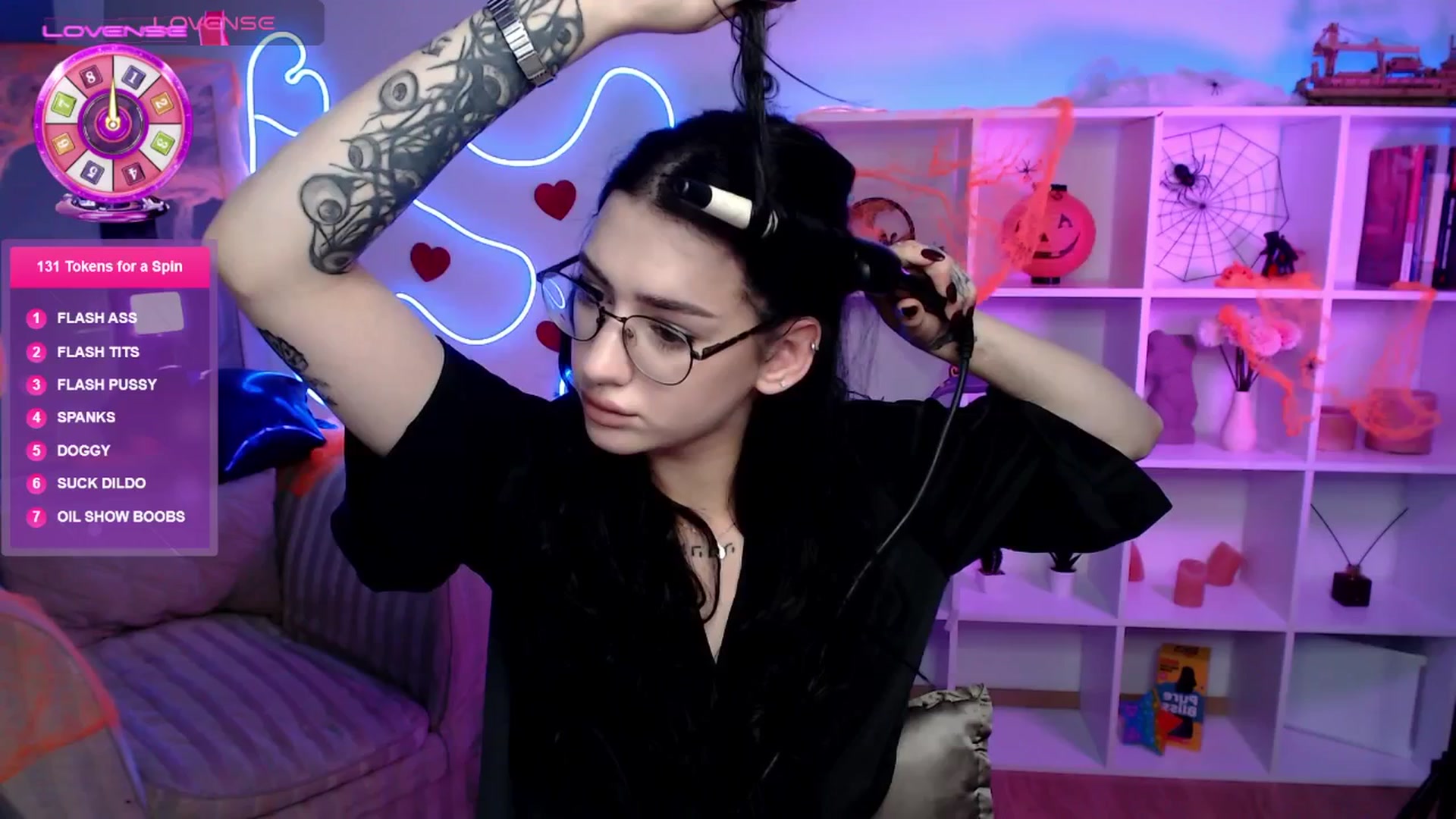 Gallery image thumbnail from Luness's myfreecams stream on, 10/30/2025, 11:20 image 4 of 20