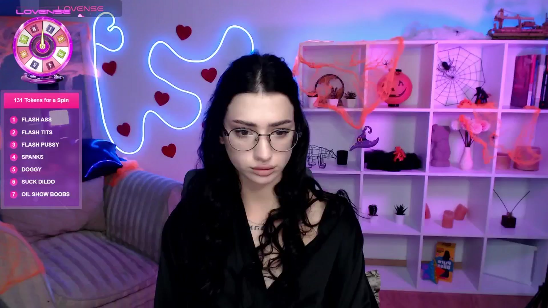 Gallery image thumbnail from Luness's myfreecams stream on, 10/30/2025, 11:20 image 5 of 20