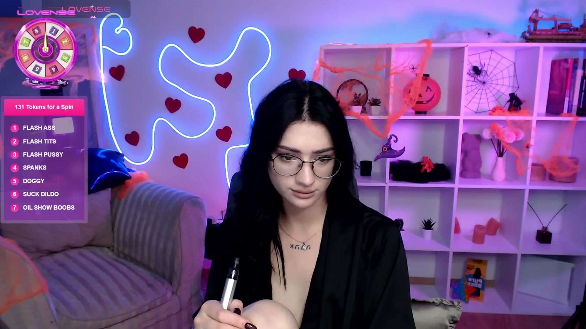 Gallery image thumbnail from Luness's myfreecams stream on, 10/30/2025, 11:20 image 16 of 20