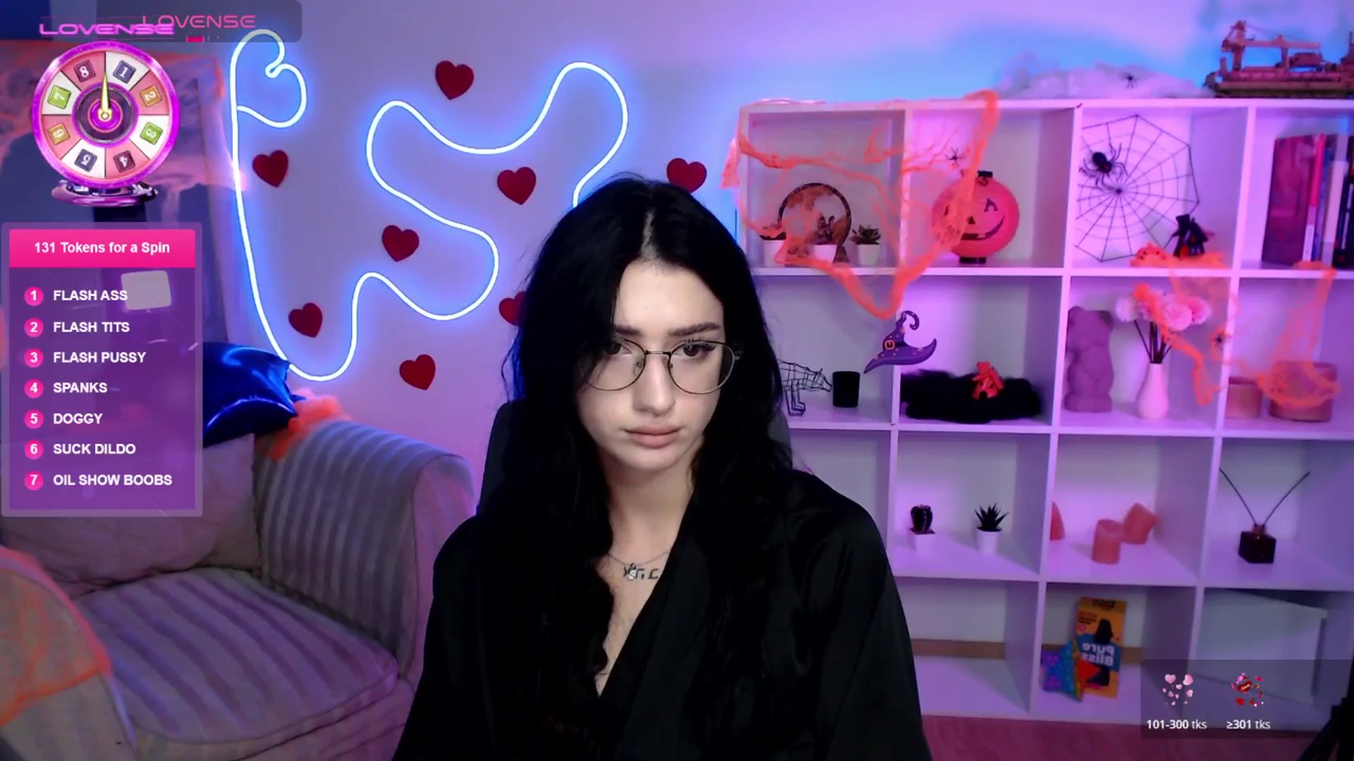 Gallery image thumbnail from Luness's myfreecams stream on, 10/30/2025, 12:07 image 15 of 20