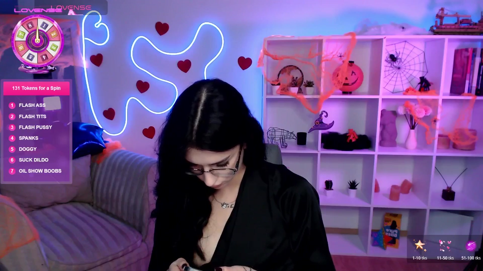 Gallery image thumbnail from Luness's myfreecams stream on, 10/30/2025, 12:07 image 17 of 20
