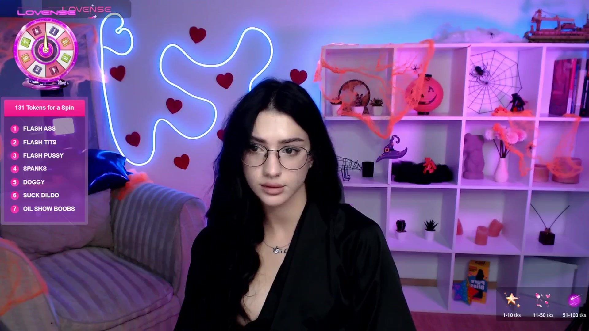 Gallery image thumbnail from Luness's myfreecams stream on, 10/30/2025, 12:07 image 18 of 20