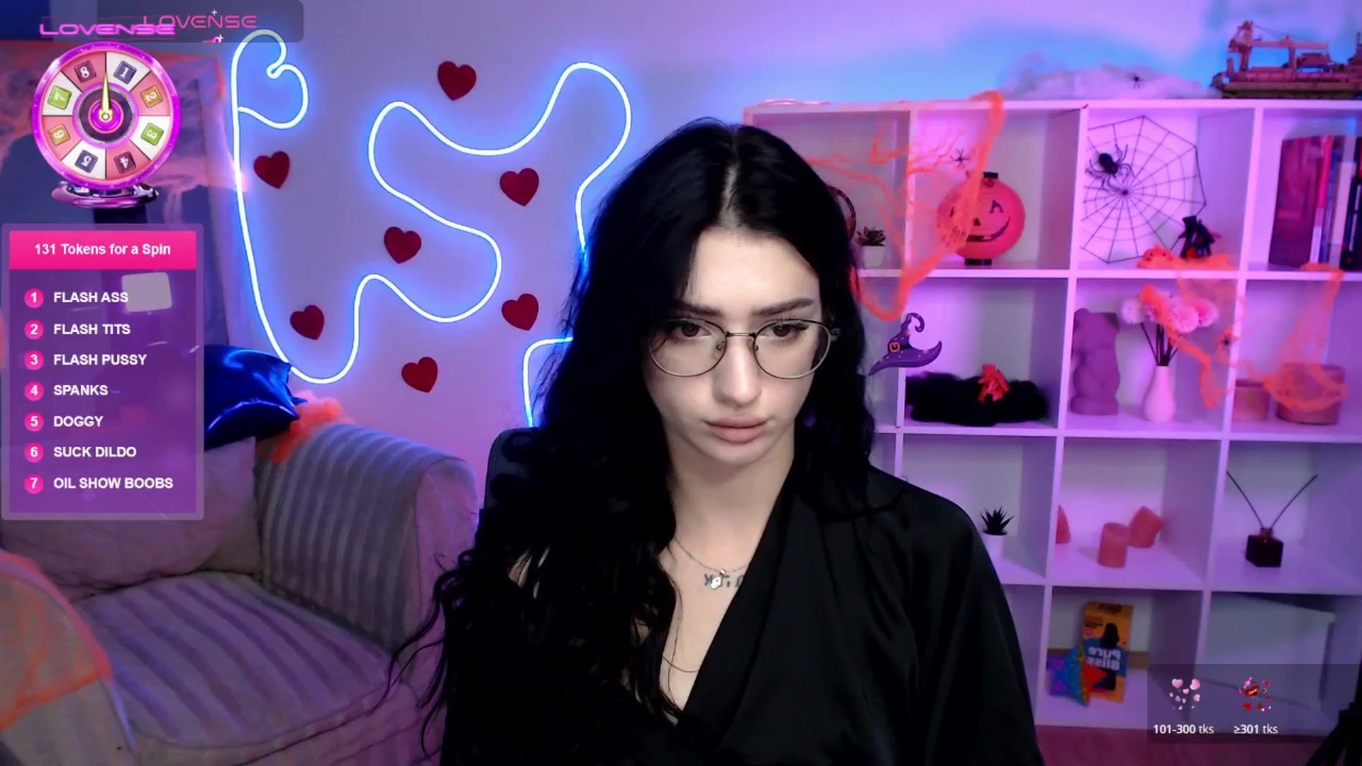 Gallery image thumbnail from Luness's myfreecams stream on, 10/30/2025, 12:07 image 1 of 20